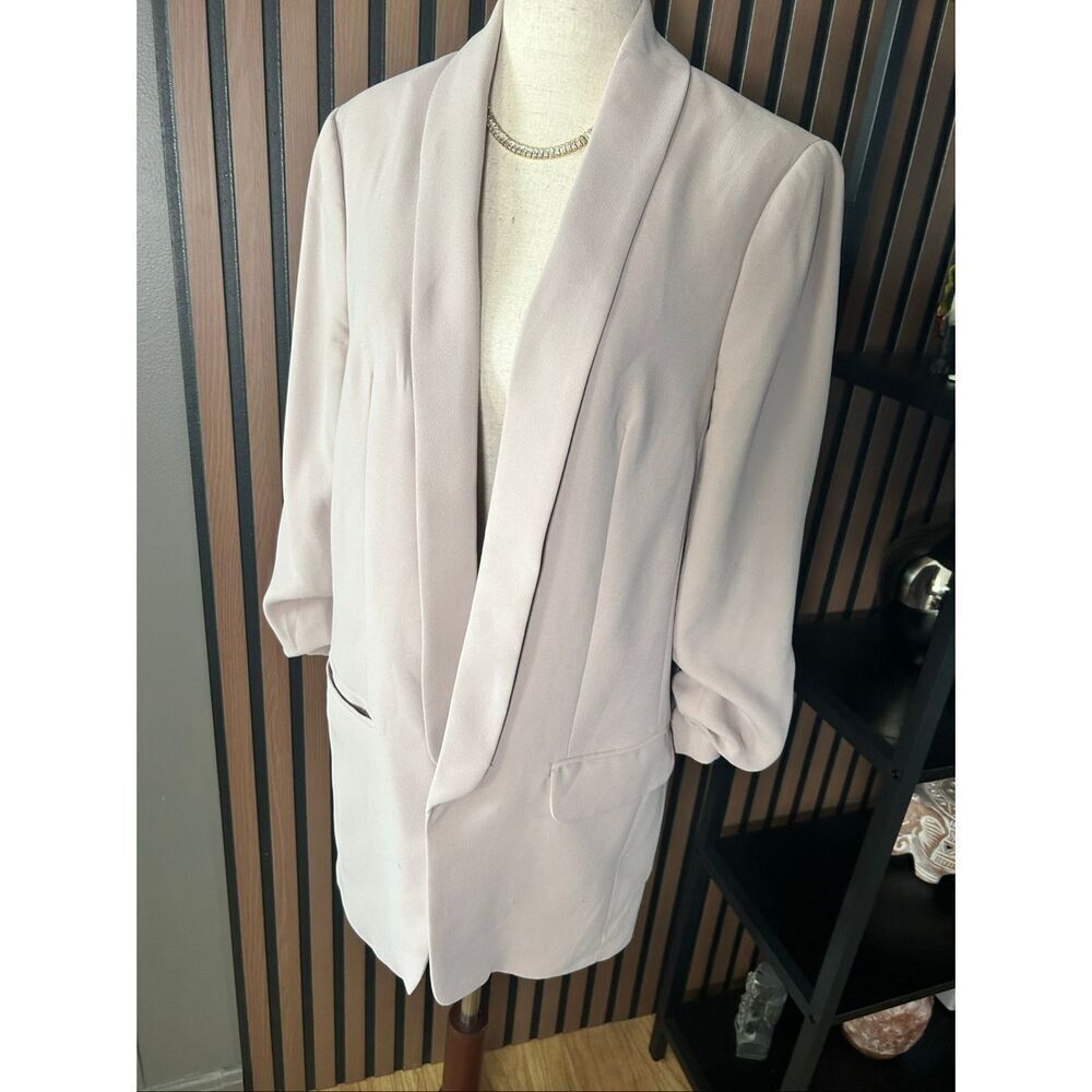 Express oversized blazer work attire 3/4 sleeves light pink or purple color sz M